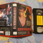 [VHS] VERENPUNAINEN YÖ 1992 - pikkukuva 3