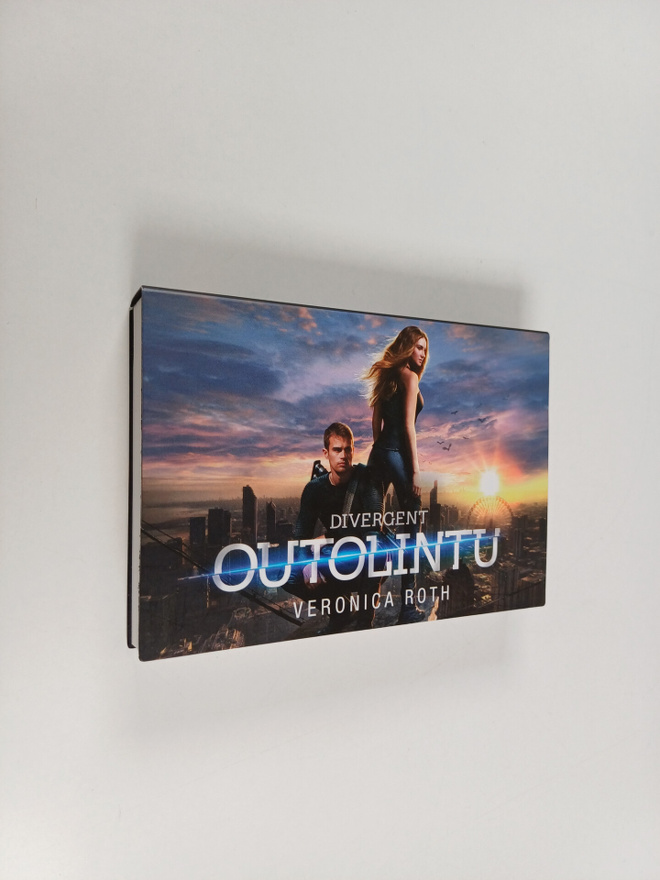 Veronica Roth : Outolintu (Miki-kirja)