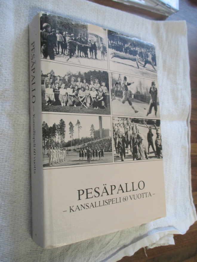 PESÄPALLO - KANSALLISPELI 60 VUOTTA : Erkki Laitinen