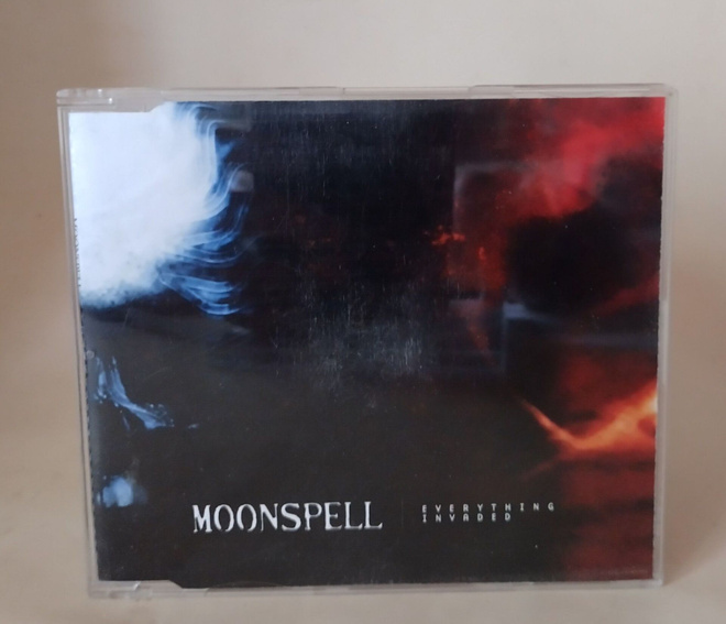MOONSPELL: EVERYTHING INVADED  (CDs)