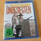 The Undefeated (Blu-ray, uusi) - pikkukuva 1