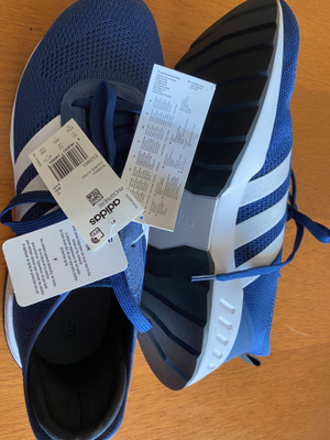 Adidas käyttämättömät lenkkarit koko 47 1/3 , UK 12