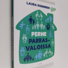 Laura Roininen : Perhe parrasvaloissa - pikkukuva 1