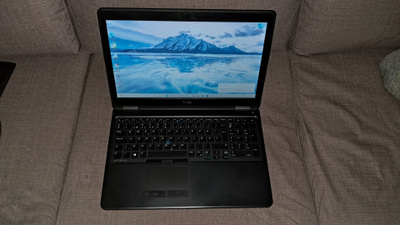 Dell Latitude E5550, i5-5200U, 8/256 GB, Win 11 Pro