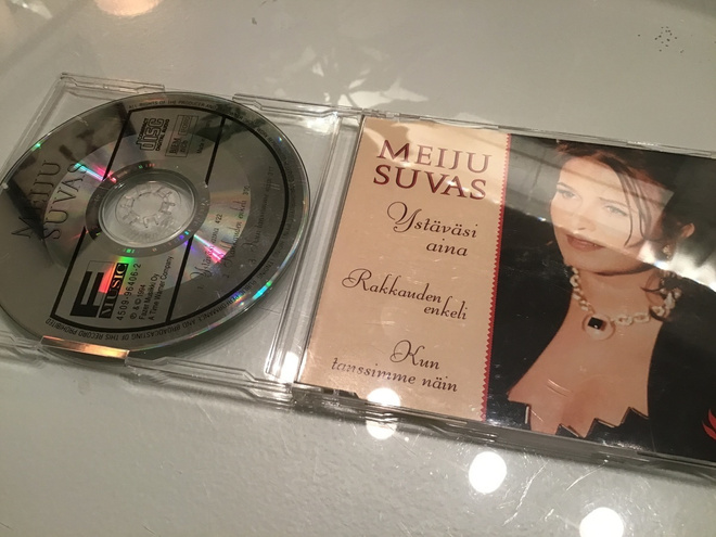 Meiju Suvas . Ystäväsi aina CDS single