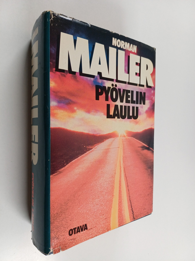 Norman Mailer : Pyövelin laulu
