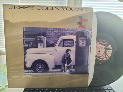JESSE COLIN YOUNG, The highway is for heroes, US -87 HIENO !