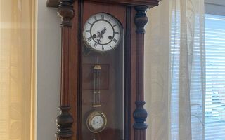 Junghans-seinäkello 1800-luvulta