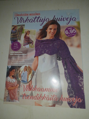 Silmukoiden maailma  Virkattuja huiveja