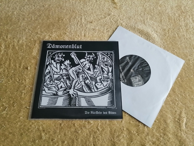DÄMONENBLUT - Die Rückkehr des Bösen 7"