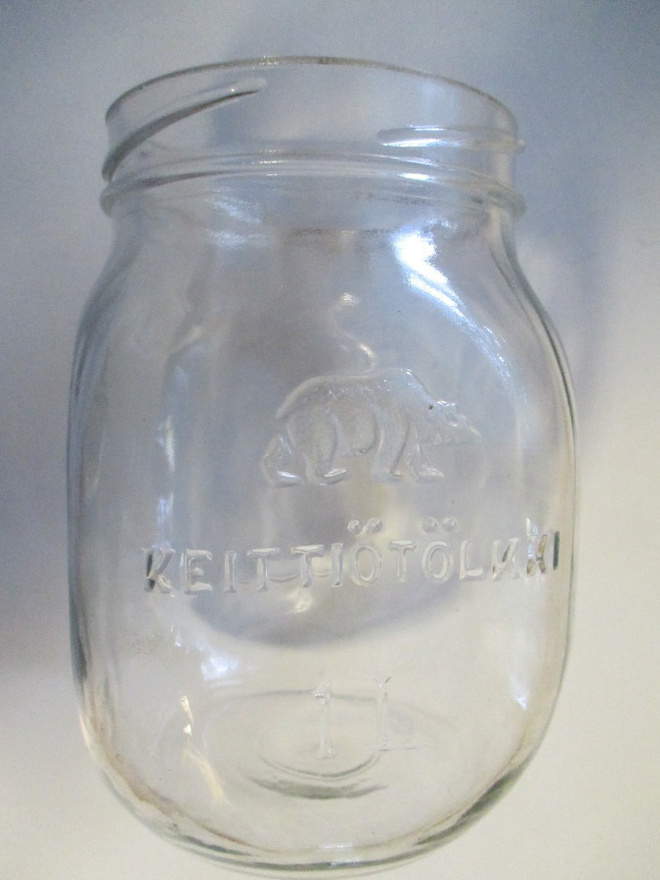 Karhula. Keittiötölkki. 1 L. Keittiön sisustukseen.