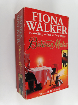Fiona Walker : Between Males