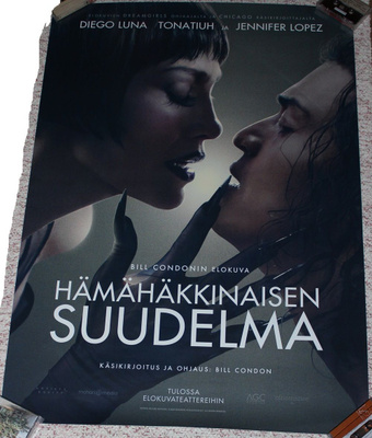 Elokuvajuliste: Hämähäkkinaisen suudelma