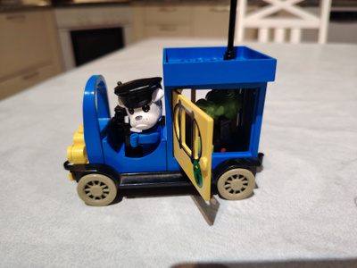 Lego Fabuland 3639 Inspector Dogge and Kalle Crocodile