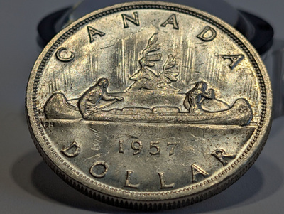 Kanada 1957 hopeakolikko