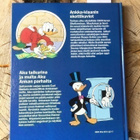 Ankka-klaanin skottikuviot Aku taikurina ja muita Aku Ankan - pikkukuva 3