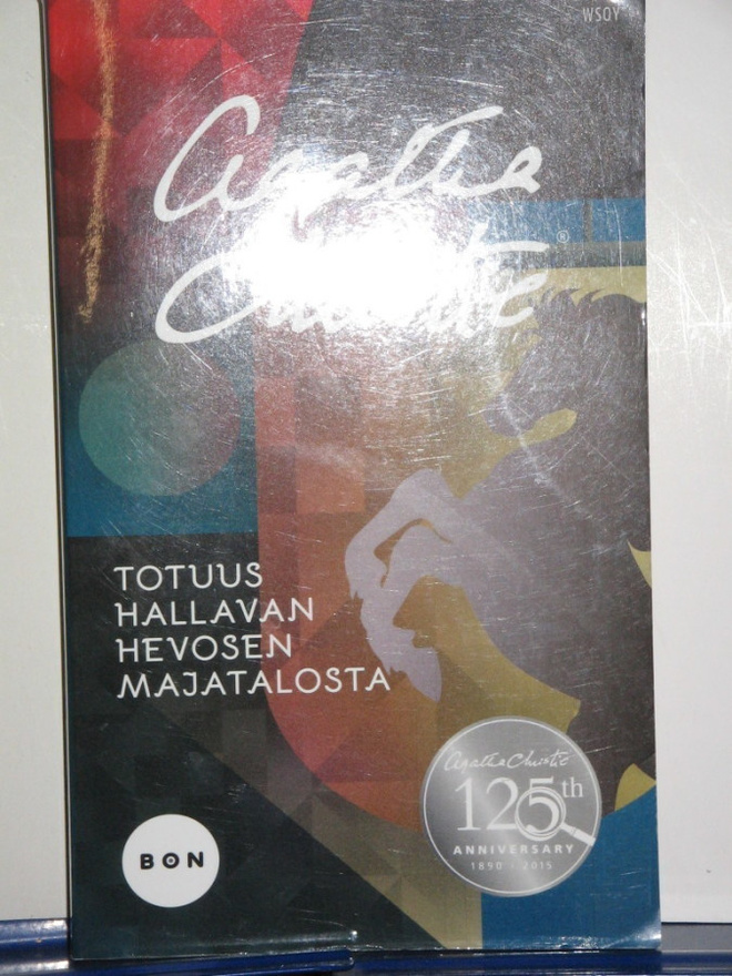 Agatha Christie : TOTUUS HALLAVAN HEVOSEN MAJATALOSTA