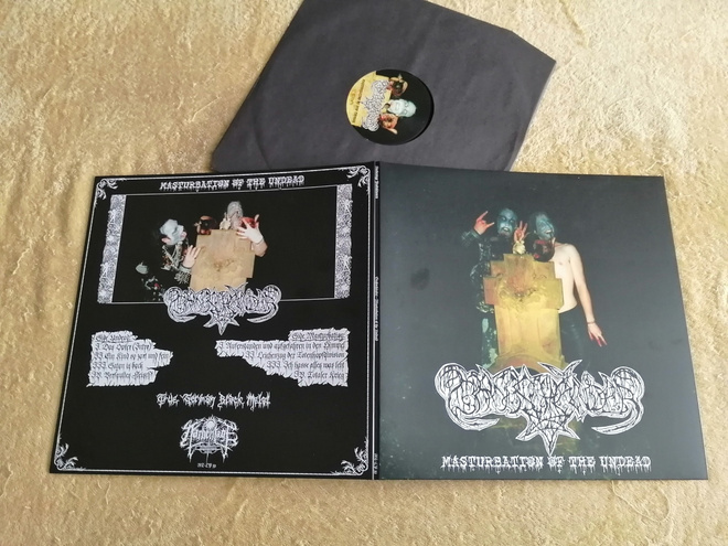 GRABSCHÄNDER - Masturbation of the Undead LP