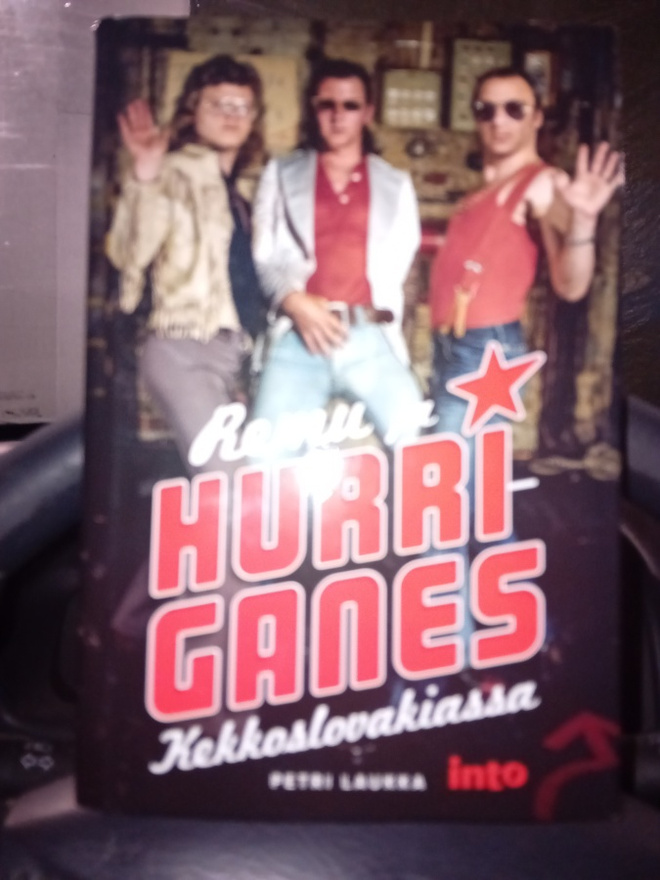 Hurriganes Kekkosslovakiassa ( SIS POSTIKULU  )