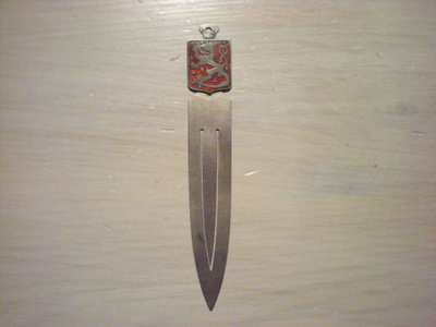 Hopeinen kirjamerkki