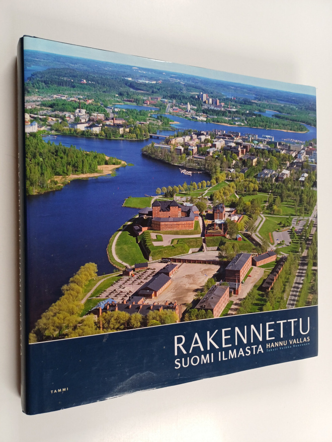 Hannu Vallas : Rakennettu Suomi ilmasta