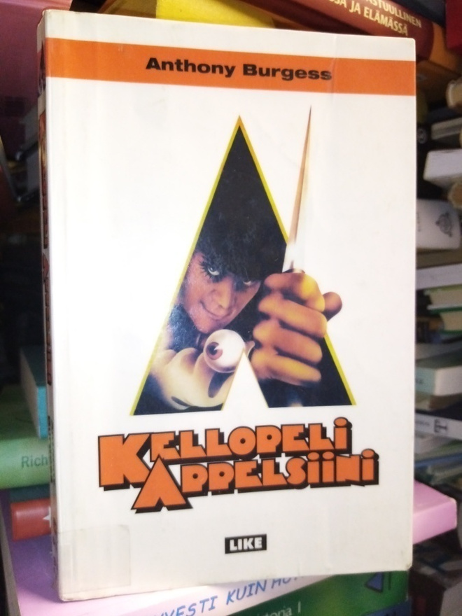 Burgess :  Kellopeli Appelsiini ( SIS POSTIKULU )