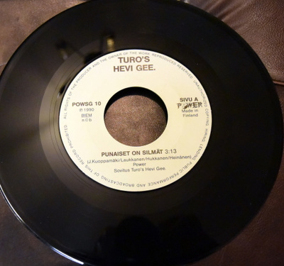 Turo's Hevi Gee – Punaiset On Silmät / Bule, Bule