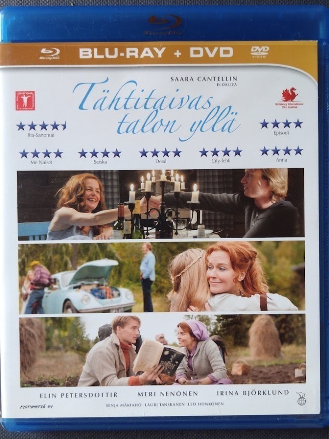 Tähtitaivas talon yllä