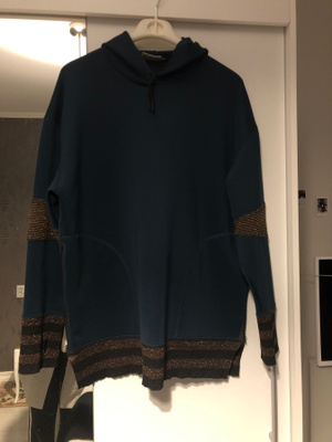 By malene birger upea pusero koko XL