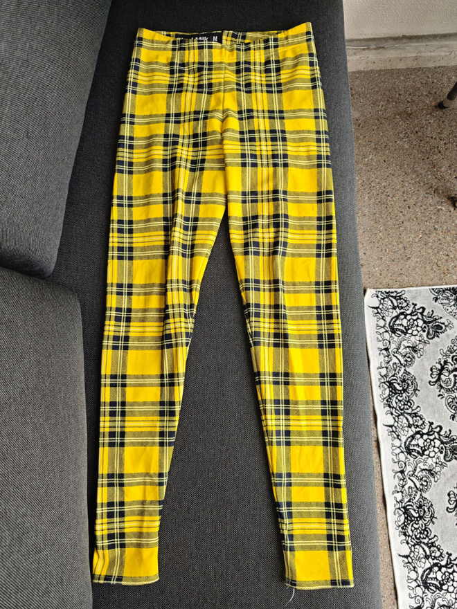 BlackMilk keltainen tartan leggings M