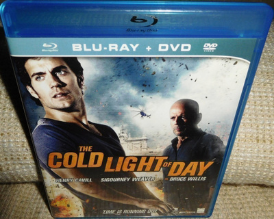 Cold Light Of Day [Blu-ray + DVD]