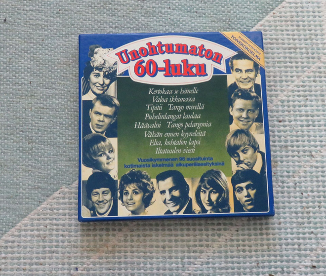 Uhohtumaton 60-luku 8 LP levyn kansio