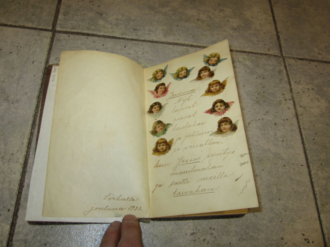 runo ja kiiltokuvakirja alkaen vuodelta 1931