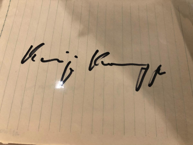 Näyttelijä KEIJO KOMPAN nimikirjoitus paperilla