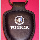 Pieni nahkainen Buick avaimenperä - pikkukuva 1