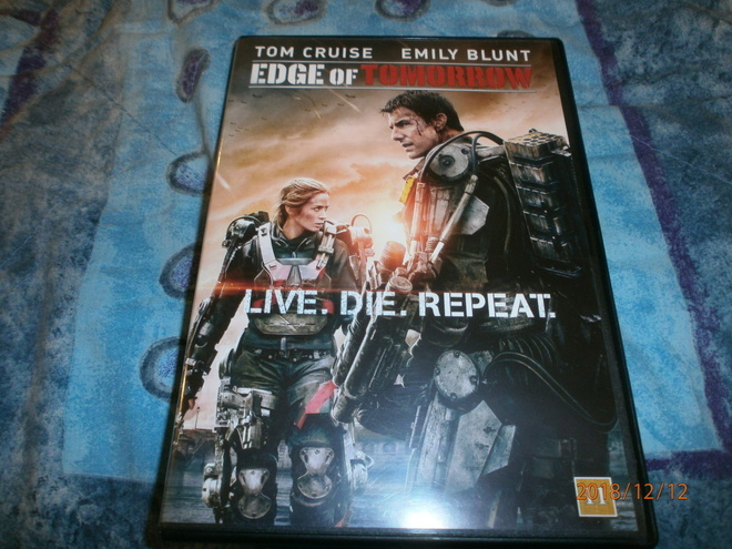 EDGE OF TOMORROW   -    DVD