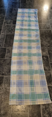 Verhokappa,mitat 215 x 50 cm.