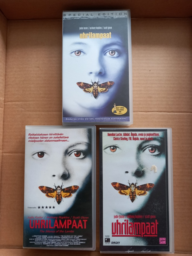 Uhrilampaat [VHS]