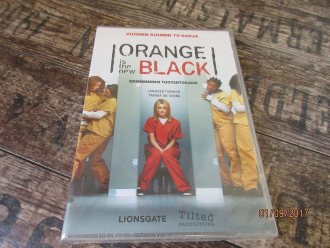 Orange is the new Black dvd-boxi. 1.tuotantokausi. *uusi*