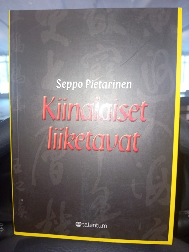 Pietarinen : Kiinalaiset liiketavat ( SIS POSTIKULU  )
