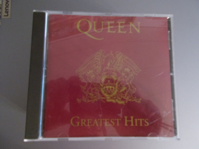 CD QUEEN ** GREATEST HITS **