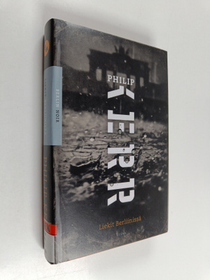 Philip Kerr : Liekit Berliinissä
