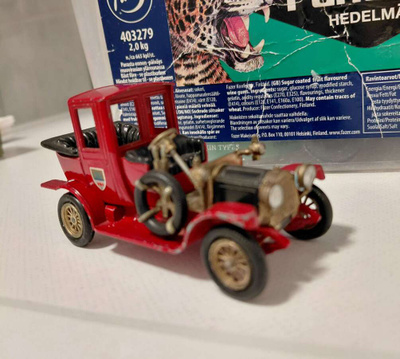 Packard Landaulet Matchbox Models of Yesteryear No.11