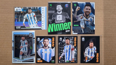 Lionel Messi keräilykortteja ja -tarroja