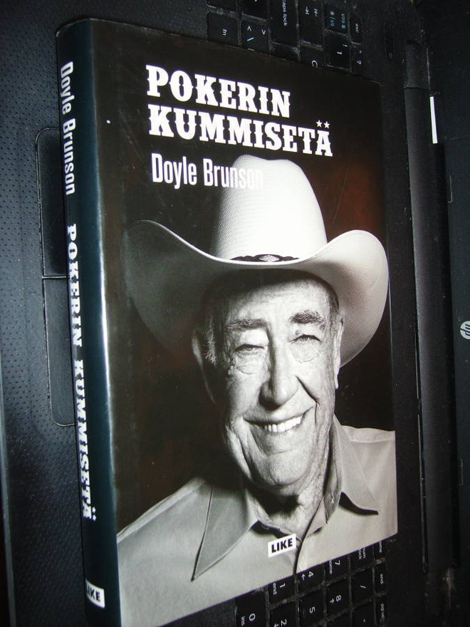 Doyle Brunson : Pokerin kummisetä ( 1 p. 2010 ) sis. postik.