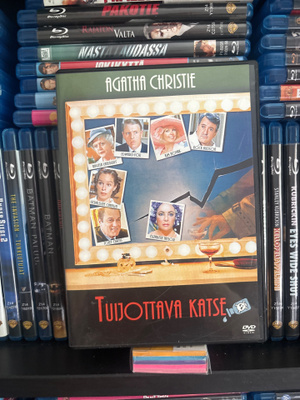 Agatha Christie: tuijottava katse (1980) suomijulkaisu
