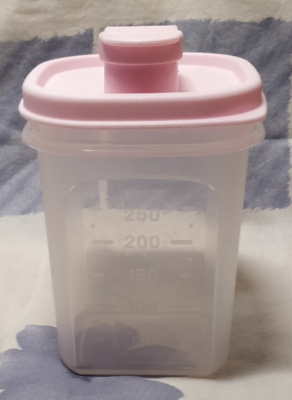 TUPPERWAREN SLIMLINE KANNU 250ml, vaal.pun kansi