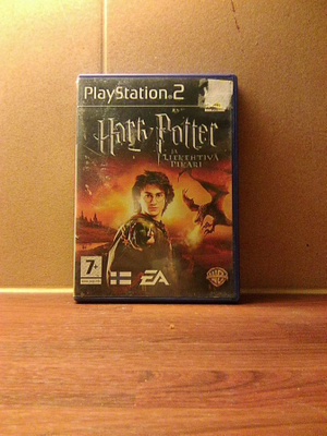 PS 2: HARRY POTTER JA LIEKEHTIVÄ PIKARI (B) PAL