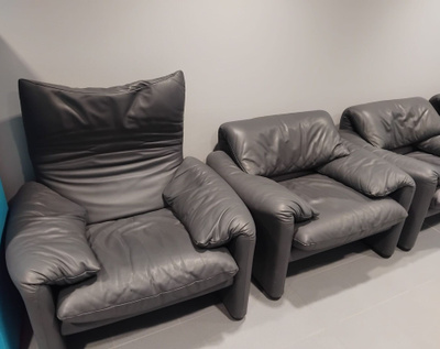 Cassina Maralunga -nahkanojatuoli – 3 kpl