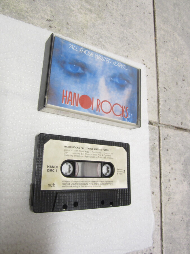 Hanoi Rocks – "All Those Waisted Years"..... C - KASETTI